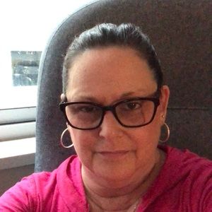 Meet your Posher, Annette